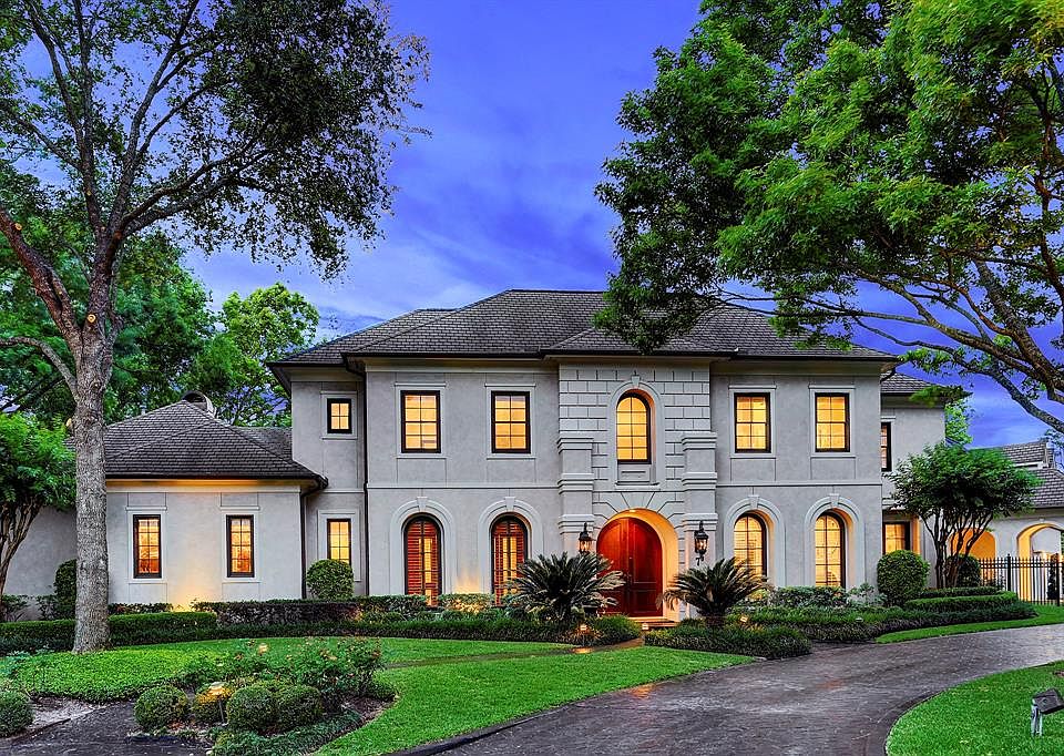 1st image of 7 Saddlewood Estates Dr