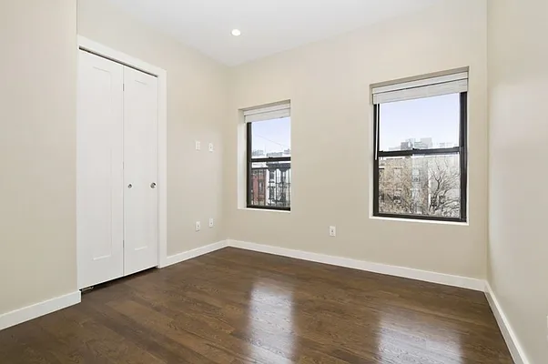 Rented by REAL New York | media 13