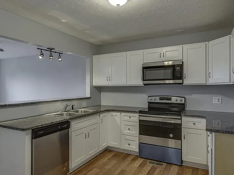 508 Ash Briar Cir — Photo 6