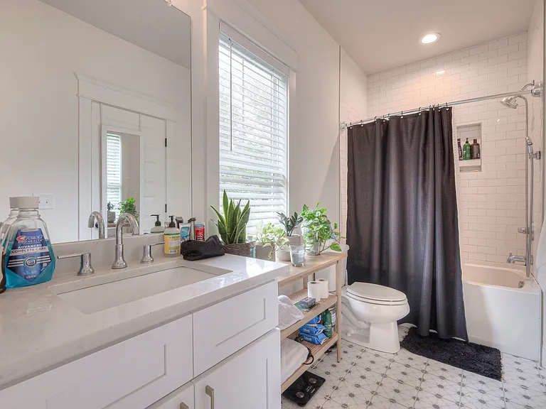 901 Curdwood Blvd — Photo 12