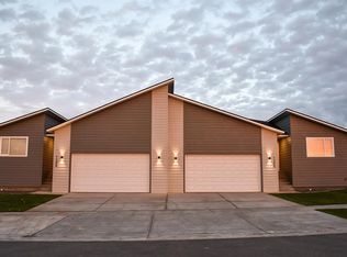 1308 N Coach Dr #2, Greenacres, WA 99016