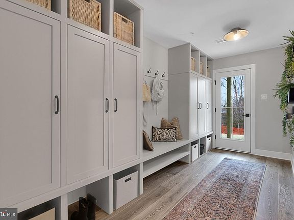 5th image of 128 Jameson Way #11