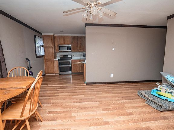 4th image of 21322 Chicot Rd