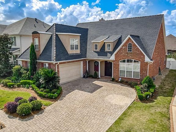 2nd image of 233 Cane Bayou Ln