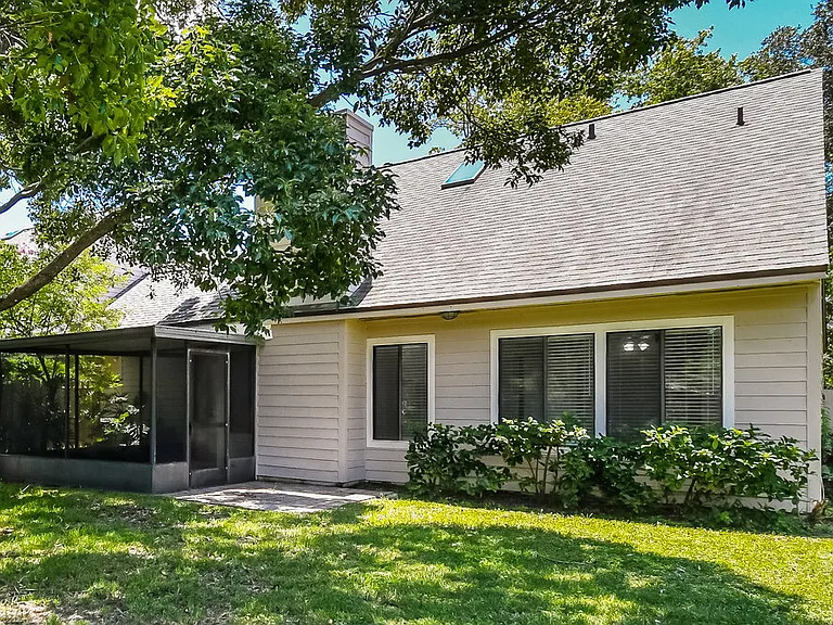 4176 Rollingwood Ct — Photo 16