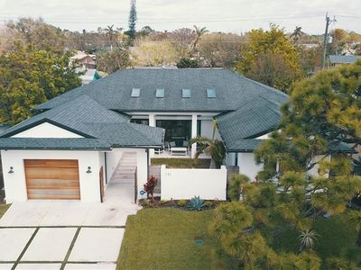 1153 Alhambra Cir, Naples, FL, 34103