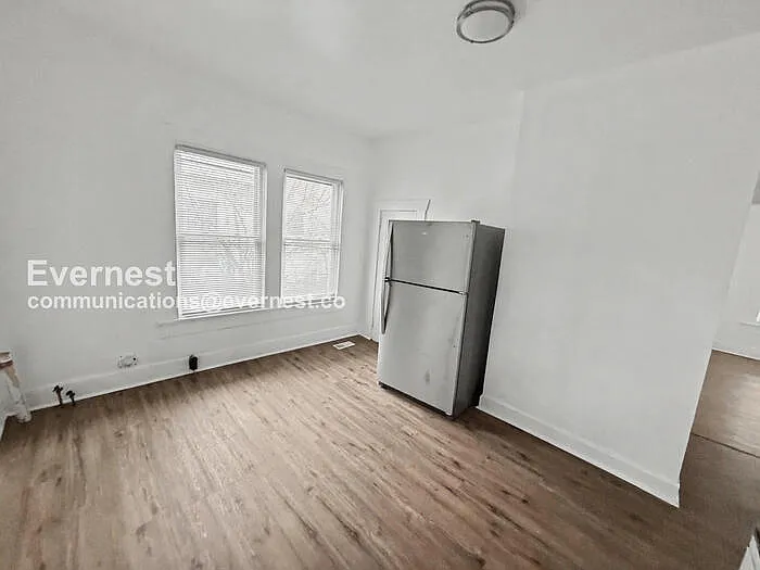 1515 36th Pl N — Photo 3