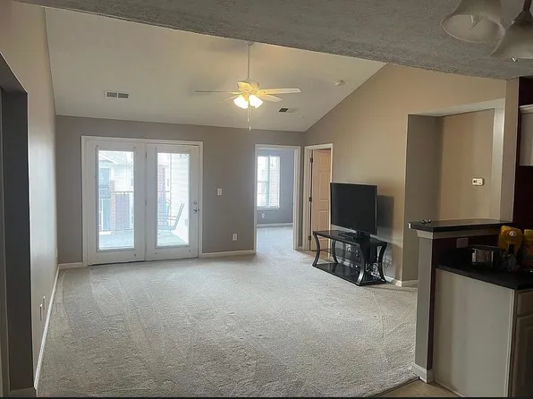 9901 Lindsey Springs Way Unit 204, Louisville, KY 40291
