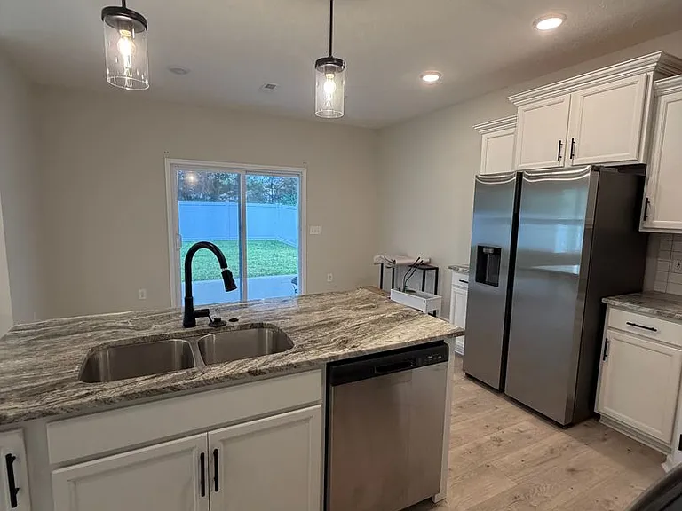 217 Wesson Dr — Photo 5