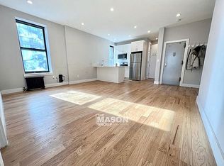 339 E 95th St APT 5E, New York, NY 10128