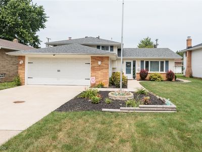 5602 Hollywood Dr, Parma, OH, 44129