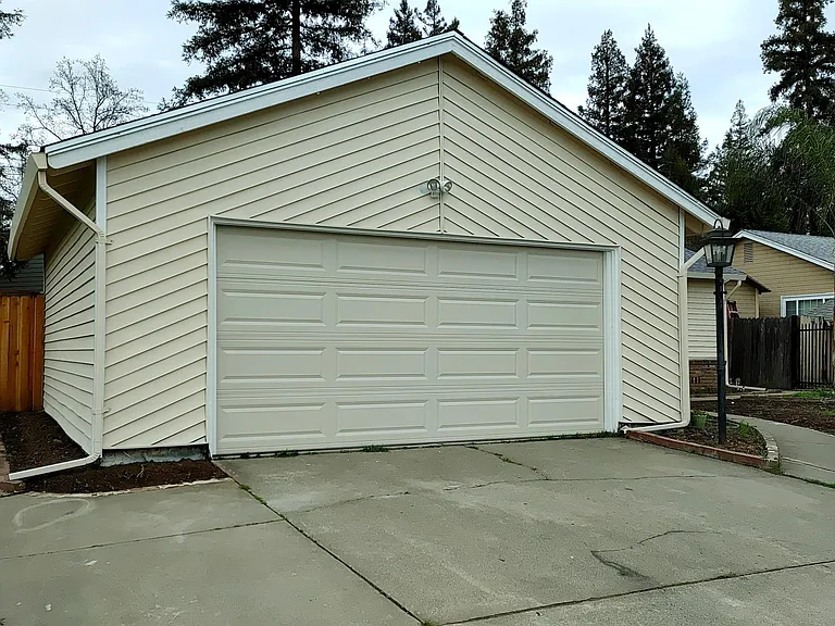 5409 48th Ave — Photo 8