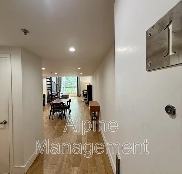 699 Pennsylvania Ave #1 — Photo 2