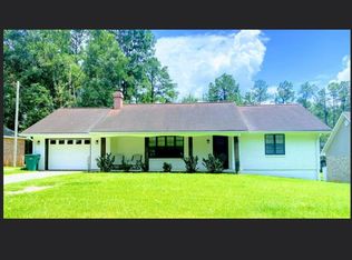 107 W Lakeshore Dr, Carriere, MS 39426
