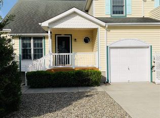 110 E Memphis Ave, Wildwood Crest, NJ 08260