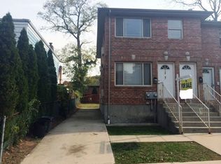 13545 223rd St, Springfield Gardens, NY 11413
