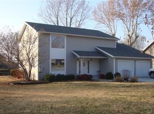 3015 Majestic Dr, Independence, KS 67301