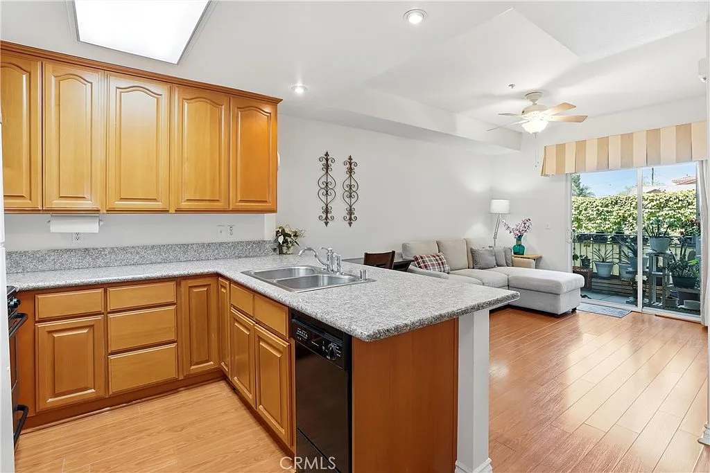 1 bed, 530 sqft, $1,850 — Photo 1
