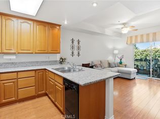 17888 Alburtis Ave APT A105, Artesia, CA 90701