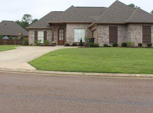 116 Falls Xing, Madison, MS 39110