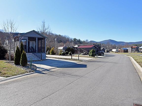 2nd image of 57 Mountain View Rd