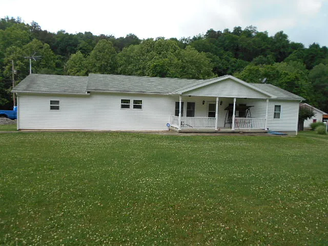 17 RACHELLE DRIVE photo 1