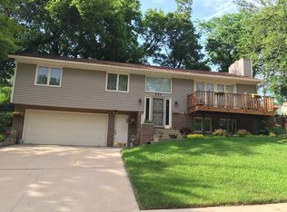 633 20th St NE, Rochester, MN 55906