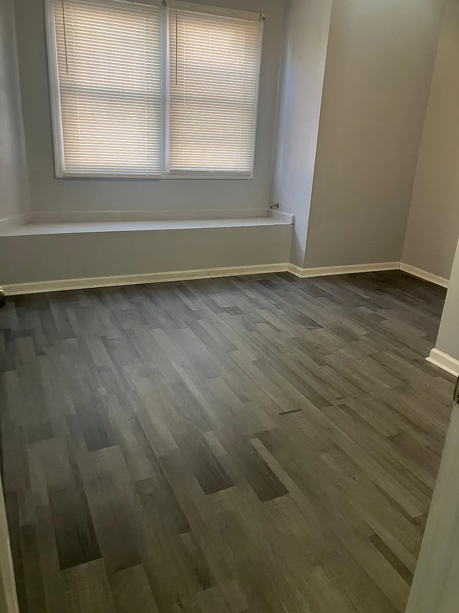 Building Photo - 106 Storms Ave #1
