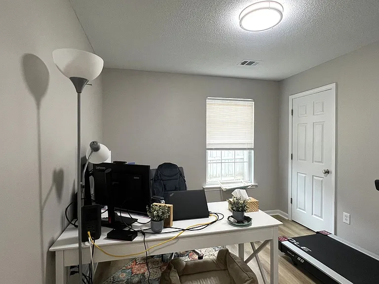 519 Clover Trl — Photo 22