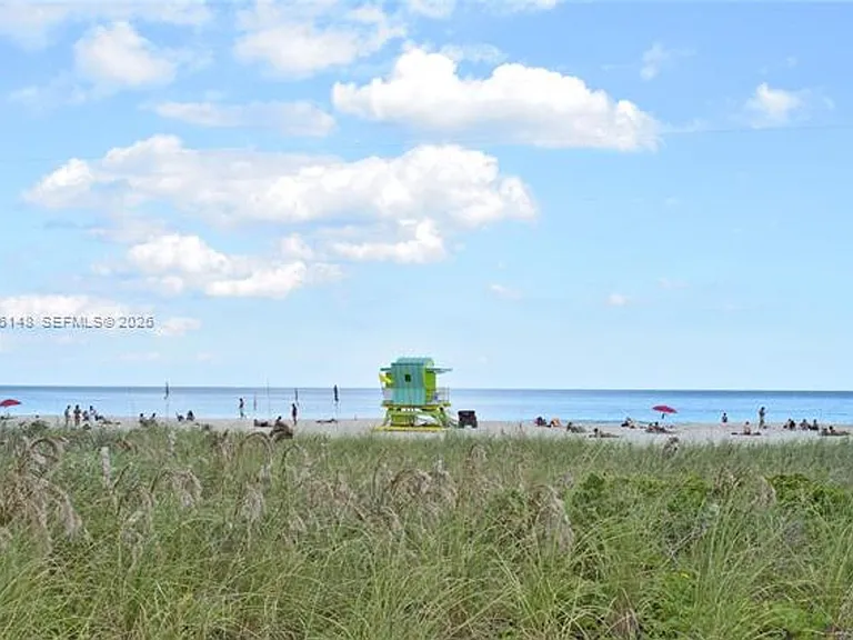 401 Ocean Dr #924 — Photo 25