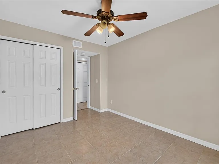 13829 Timberland Dr #101 — Photo 34