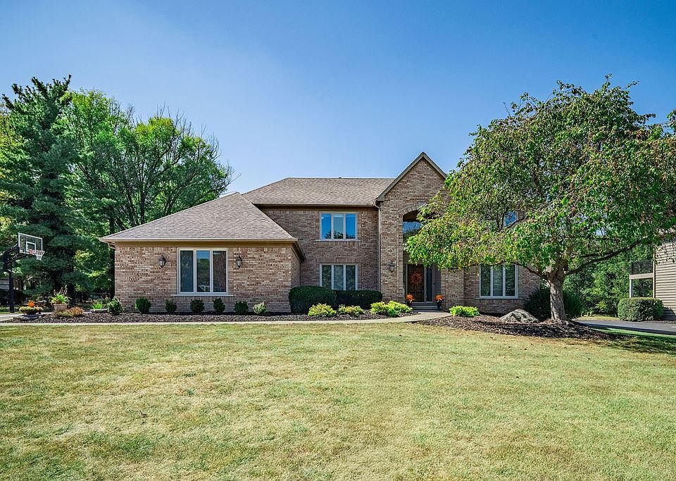 1st image of 820 Weston Park Dr