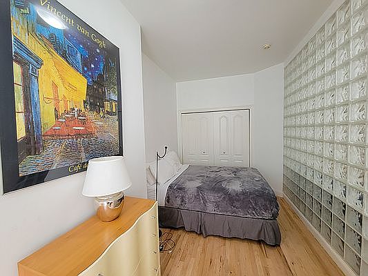5th image of 344 E 51st St #B2