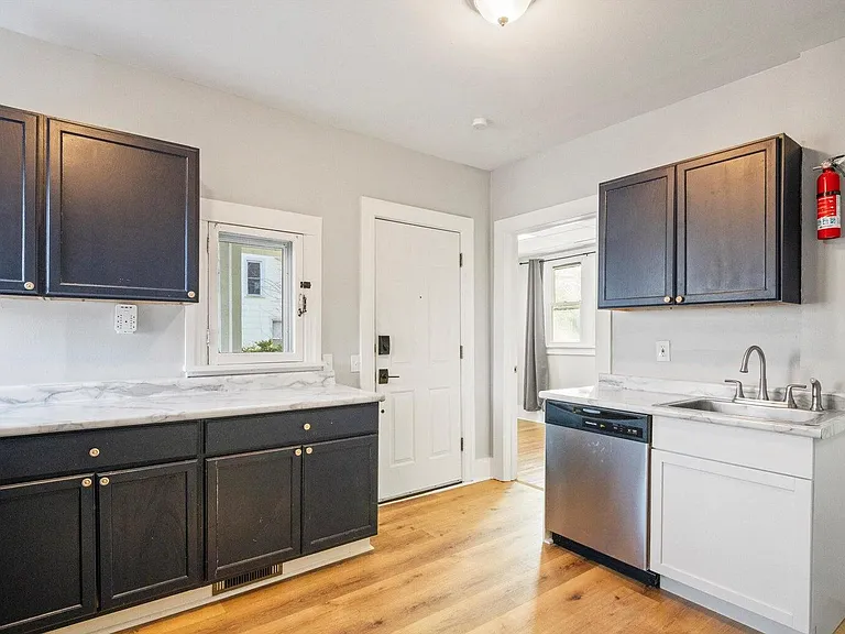 701 Washtenaw Ave #1 — Photo 5