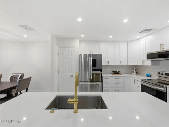 10251 TREVOR CREEK Drive W, Jacksonville, FL 32257