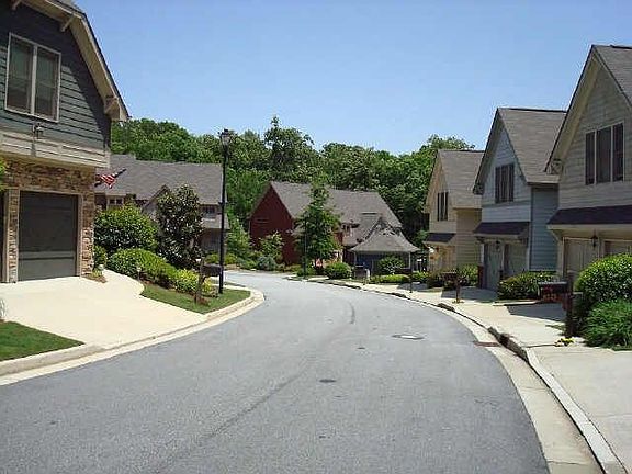 Small quite neighboorhood