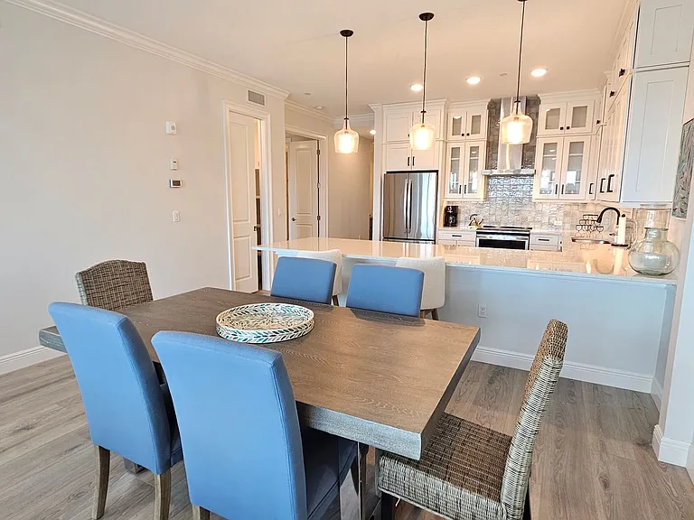 503 N Tamiami Trl #301 — Photo 27