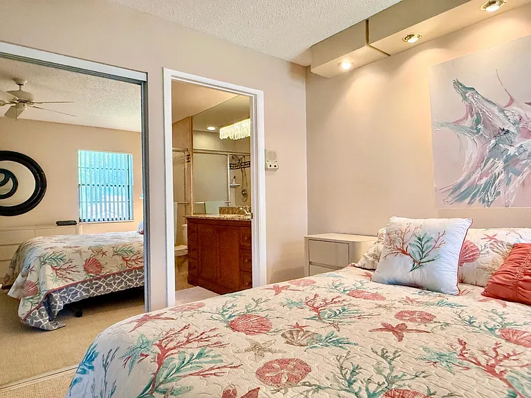 10678 Ocean Palm Way #202 — Photo 23