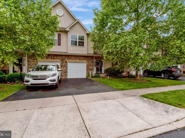155 Providence Ln, Lansdale, PA 19446