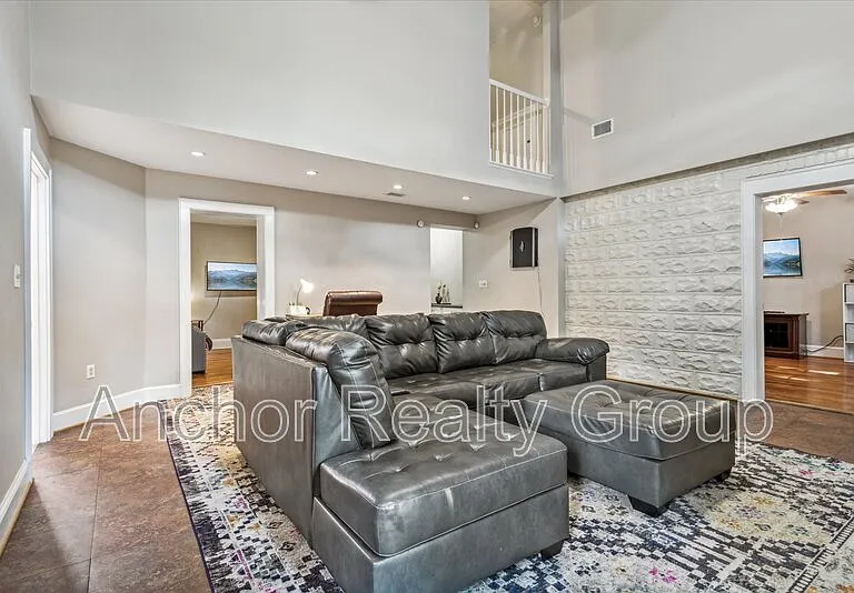 1839 Edgewood Ave — Photo 26