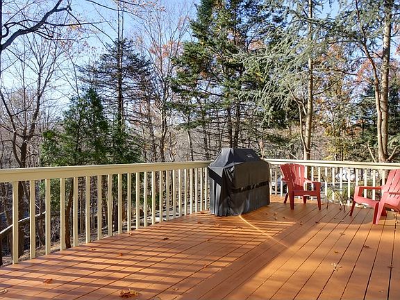 Gorgeous deck