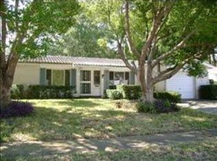 1570 Simmons Dr, Clearwater, FL 33756