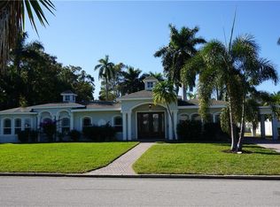 114 21st St W, Bradenton, FL 34205