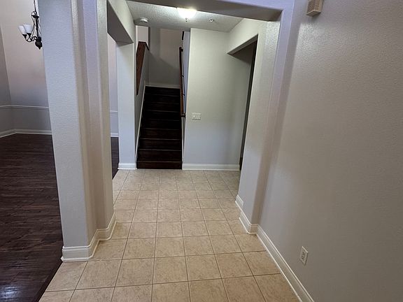 4th image of 7473 Regina Way