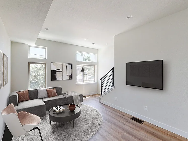 Delaware Street Townhomes — Photo 16