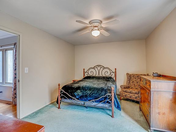 5th image of 534 N Woodfield Trl