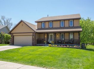 1206 66th St, West Des Moines, IA 50266