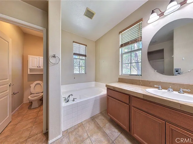 15 Elmhurst St — Photo 15