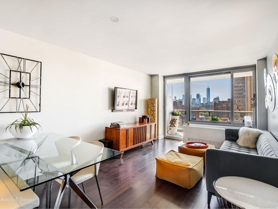 1st image of 270 W 17th St APT 15F
