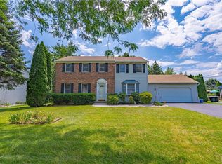 1169 Place Rd, Bethlehem, PA 18017